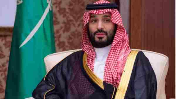 Saudi Arabia Reduces Salary Premiums for Foreign Workers Amid Economic Shift Saudi Arabia Reduces Salary Premiums for Foreign Workers Amid Economic Shift